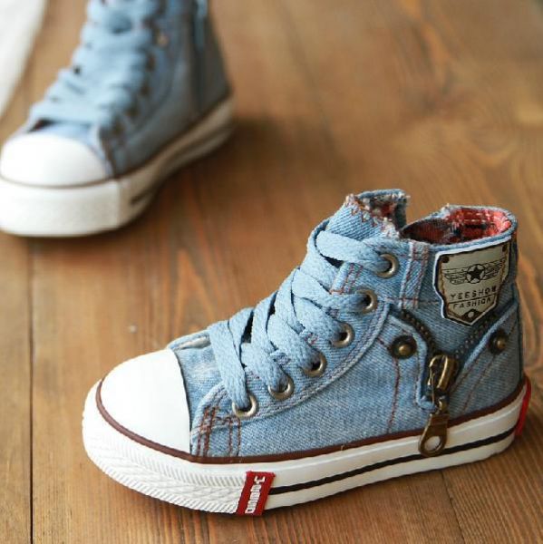 Tenis jeans em lona